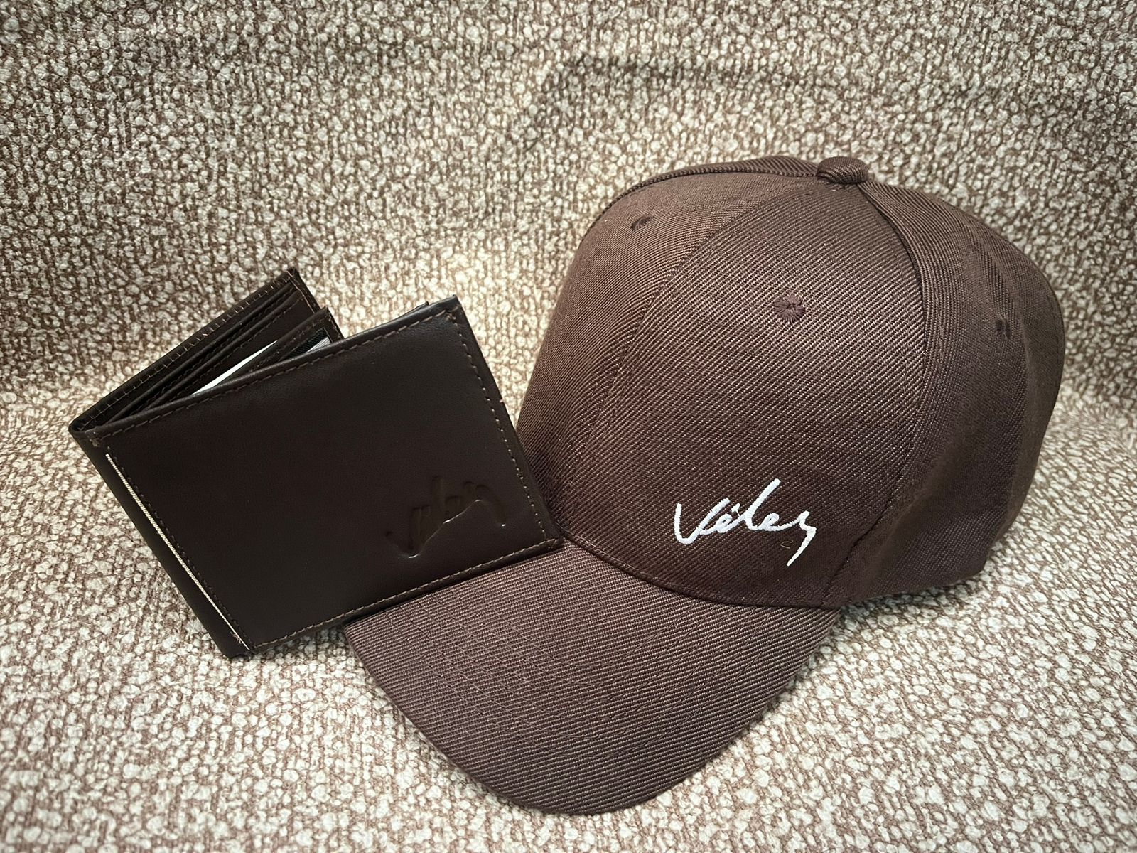 Duo Velez Billetera Cuero + Gorra + TULA